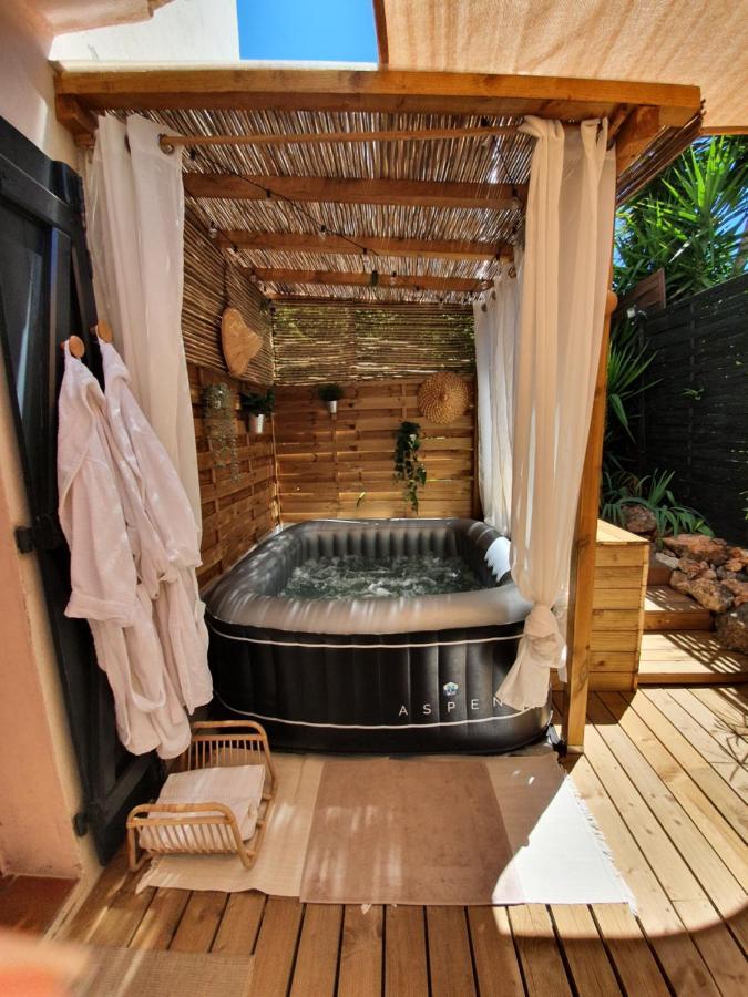 Une Nuit A Bali - Appartement Cocooning Solliès-Toucas エクステリア 写真
