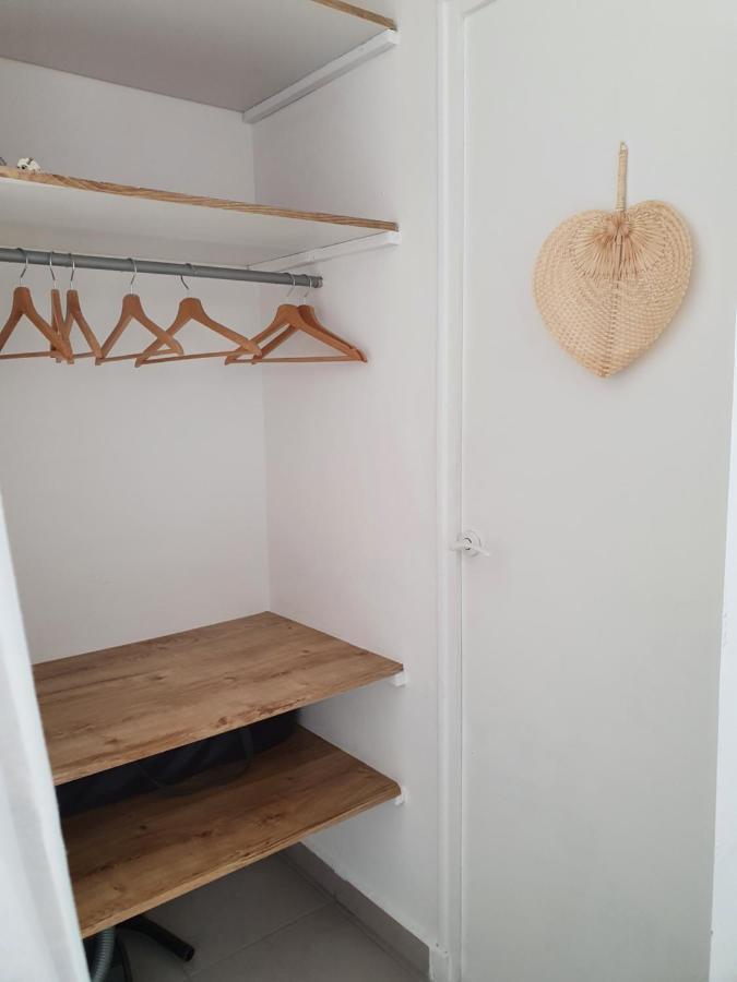 Une Nuit A Bali - Appartement Cocooning Solliès-Toucas エクステリア 写真