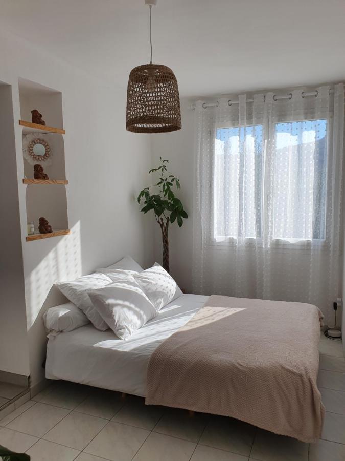 Une Nuit A Bali - Appartement Cocooning Solliès-Toucas エクステリア 写真